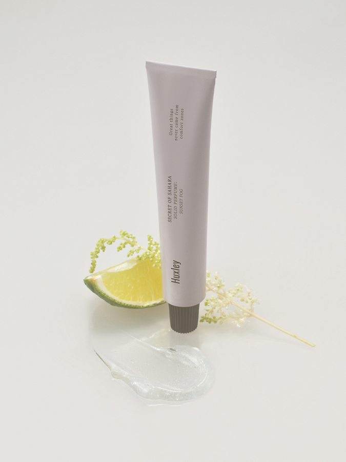 Твёрдый парфюм со свежим травяным ароматом Huxley Solid Perfume Sunset Fog