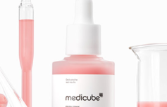 Укрепляющая сыворотка для лица с пептидами и ПДРН Medicube PDRN Pink Peptide Serum