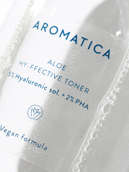 Увлажняющий тонер с алоэ и гиалуроновой кислотой AROMATICA Aloe Hy-ffective Toner 5% Hyaluronic sol.  2% PHA Увлажняющий тонер с алоэ и гиалуроновой кислотой AROMATICA Aloe Hy-ffective Toner 5% Hyaluronic sol.  2% PHA