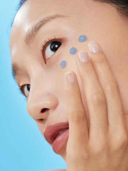 Лёгкий успокаивающий ночной гель-крем с пептидами и гвайазуленом Dear, Klairs Midnight Blue Clearing Water Cream Лёгкий успокаивающий ночной гель-крем с пептидами и гвайазуленом Dear, Klairs Midnight Blue Clearing Water Cream