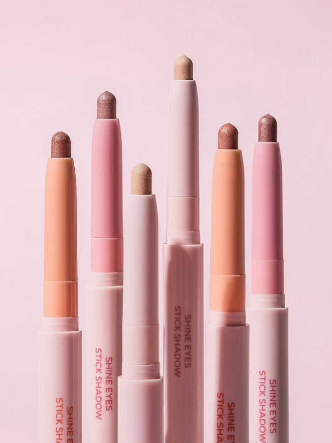 Мерцающие тени для век в формате карандаша INGA Shine Eyes Stick Shadow Pure Rosy