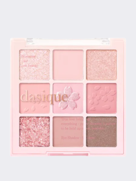 Палетка теней для век Dasique Sakura Shadow Palette #Romantic Blossom
