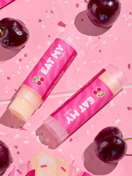 Бальзам для губ с ароматом вишнёвого мусса  EAT MY BALM Cherry Mousse