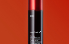 Смываемый спрей-пилинг для тела с комплексом кислот Medicube Red Acne Body Peeling Shot