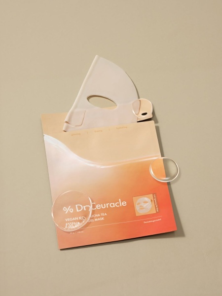 Питательная гидрогелевая маска с экстрактом комбучи Dr.Ceuracle Vegan Kombucha Tea Essence in Gel Mask