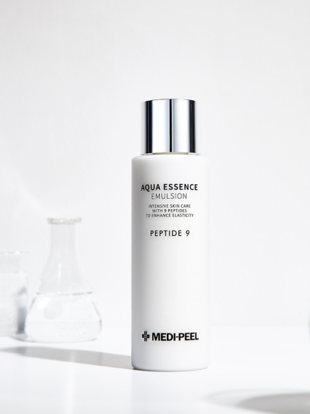 Увлажняющая пептидная эмульсия для лица MEDI-PEEL Peptide 9 Aqua Essence Emulsion Увлажняющая пептидная эмульсия для лица MEDI-PEEL Peptide 9 Aqua Essence Emulsion