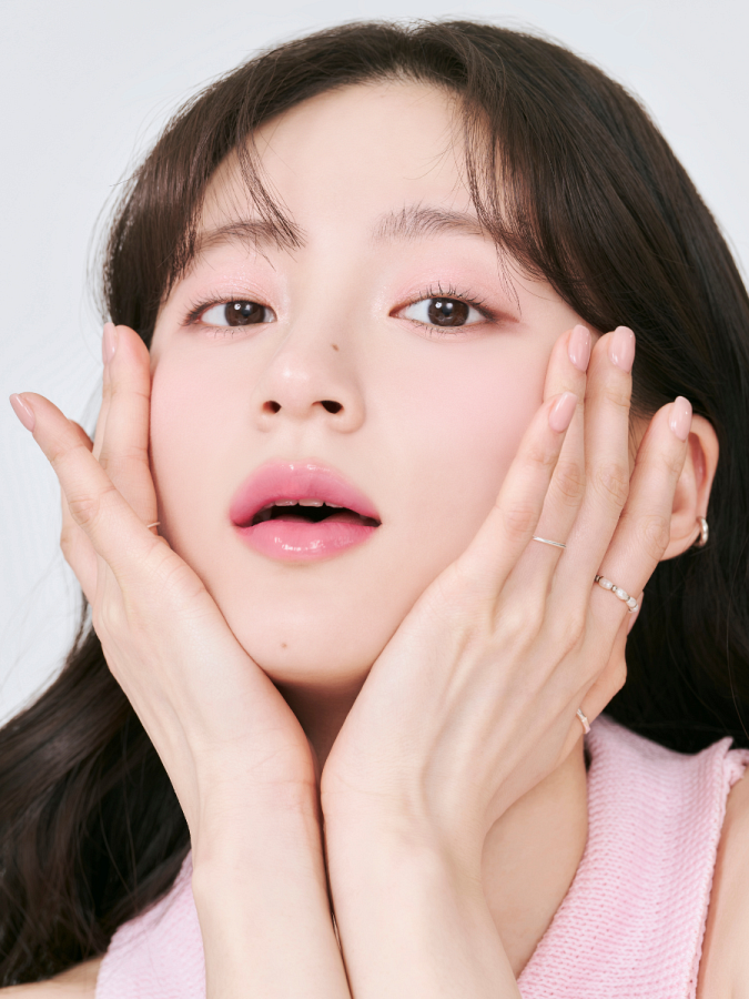 Сочный глянцевый тинт для губ в приглушённом виноградном оттенке rom&nd Juicy Lasting Tint 33 Bare Vine