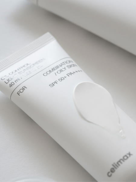 Лёгкий солнцезащитный крем для лица Celimax Oil Control Light Sunscreen SPF50+PA++++ Лёгкий солнцезащитный крем для лица Celimax Oil Control Light Sunscreen SPF50+PA++++
