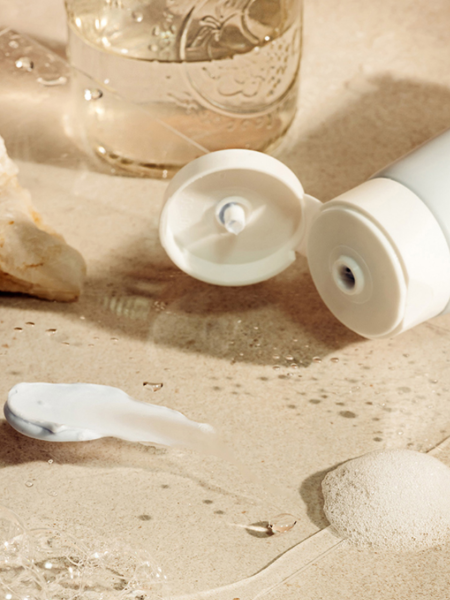 Пенка для умывания с растительными экстрактами Huxley Secret of Sahara Cleansing Foam Be Clean Be Moist