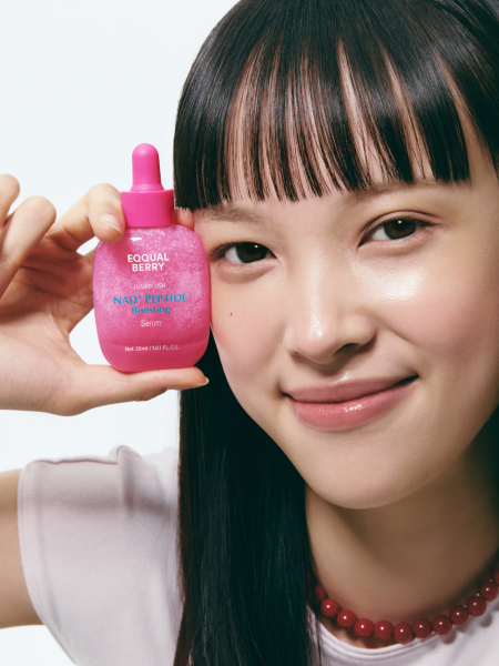 Разглаживающая сыворотка с пептидами EQQUALBERRY NAD+ Peptide Boosting Serum