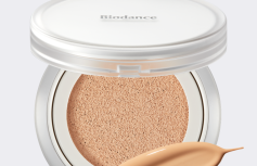 Тональное средство с нейтральным финишем Biodance Radiant Pure Essence Cushion 23N SPF30+ PA++