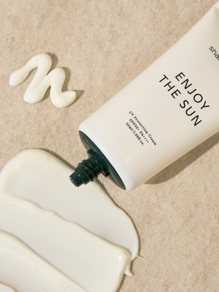 Антиоксидантный солнцезащитный крем для лица ShaiShaiShai Enjoy The Sun UV Protection Cream SPF50+ PA++++ Антиоксидантный солнцезащитный крем для лица ShaiShaiShai Enjoy The Sun UV Protection Cream SPF50+ PA++++