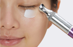 Крем-массажер для век с бакучиолом и спикулами VT Reedle Shot Lifting Eye Cream