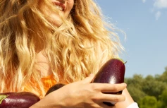 Успокаивающая ампульная сыворотка для лица с экстрактом баклажана Papa Recipe Eggplant Clearing Ampoule