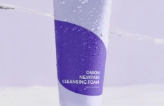 Успокаивающая пенка для умывания с экстрактом красного лука IsNtree Onion Newpair Cleansing Foam