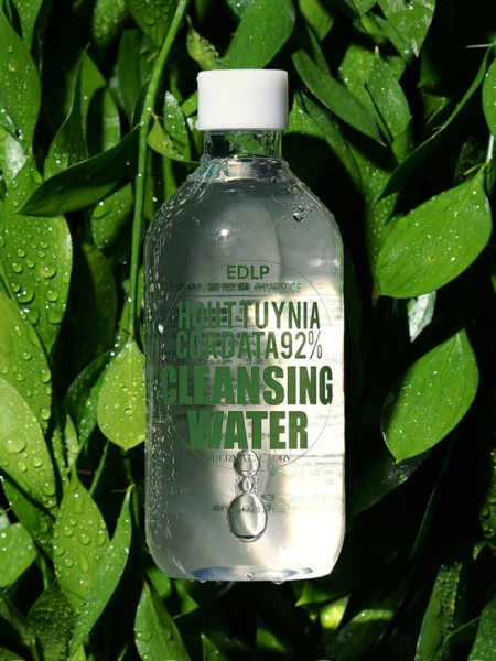 Очищающая вода для снятия макияжа Derma Factory Houttuynia Cordata 92% Cleansing Water Очищающая вода для снятия макияжа Derma Factory Houttuynia Cordata 92% Cleansing Water