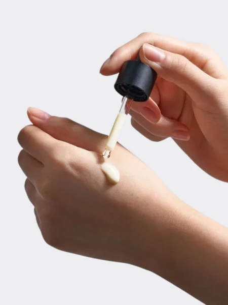 Разглаживающая сыворотка с ретинолом и бакучиолом Some By Mi Retinol Intense Reactivating Serum Разглаживающая сыворотка с ретинолом и бакучиолом Some By Mi Retinol Intense Reactivating Serum