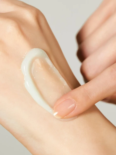 Балансирующий капсульный крем с керамидами VVBETTER Jeju Yuja Cera Balancing Cream Балансирующий капсульный крем с керамидами VVBETTER Jeju Yuja Cera Balancing Cream