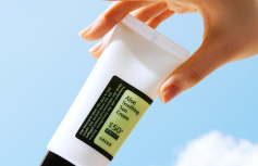 Солнцезащитный крем с соком алоэ вера COSRX Aloe Soothing Sun Cream SPF50+ PA+++