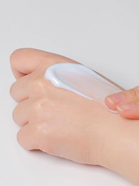 Увлажняющая маска-плёнка для лица с гиалуроновой кислотой MEDI-PEEL Mooltox Hyaluron Layer Wrapping Mask Увлажняющая маска-плёнка для лица с гиалуроновой кислотой MEDI-PEEL Mooltox Hyaluron Layer Wrapping Mask