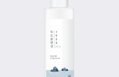 Мягкое молочко для снятия макияжа с морской водой Round Lab 1025 Dokdo Cleansing Milk