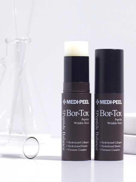 Мультифункциональный разглаживающий лифтинг-стик с пептидами MEDI-PEEL Bor-Tox Peptide Wrinkle Stick Мультифункциональный разглаживающий лифтинг-стик с пептидами MEDI-PEEL Bor-Tox Peptide Wrinkle Stick