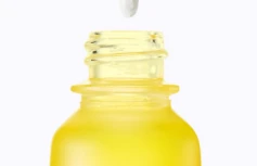 Двухфазная точечная сыворотка против воспалений с экстрактом центеллы азиатской и серой So Natural Yellow Cica Spot Powder