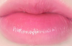 Увлажняющий оттеночный бальзам для губ в розовом оттенке TOCOBO Glass Tinted Lip Balm 012 Better Pink